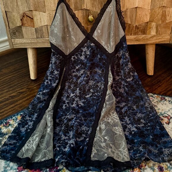 Free People Intimately Sheer Lace & Floral Slip Dress Medium - Picture 1 of 15